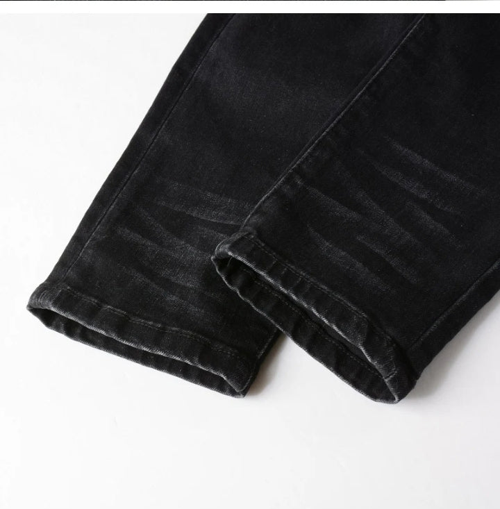 Night Distressed V12 Denim